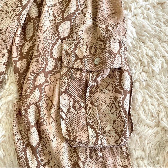 Acacia Cambodia silk pants in Python - Picture 8 of 9